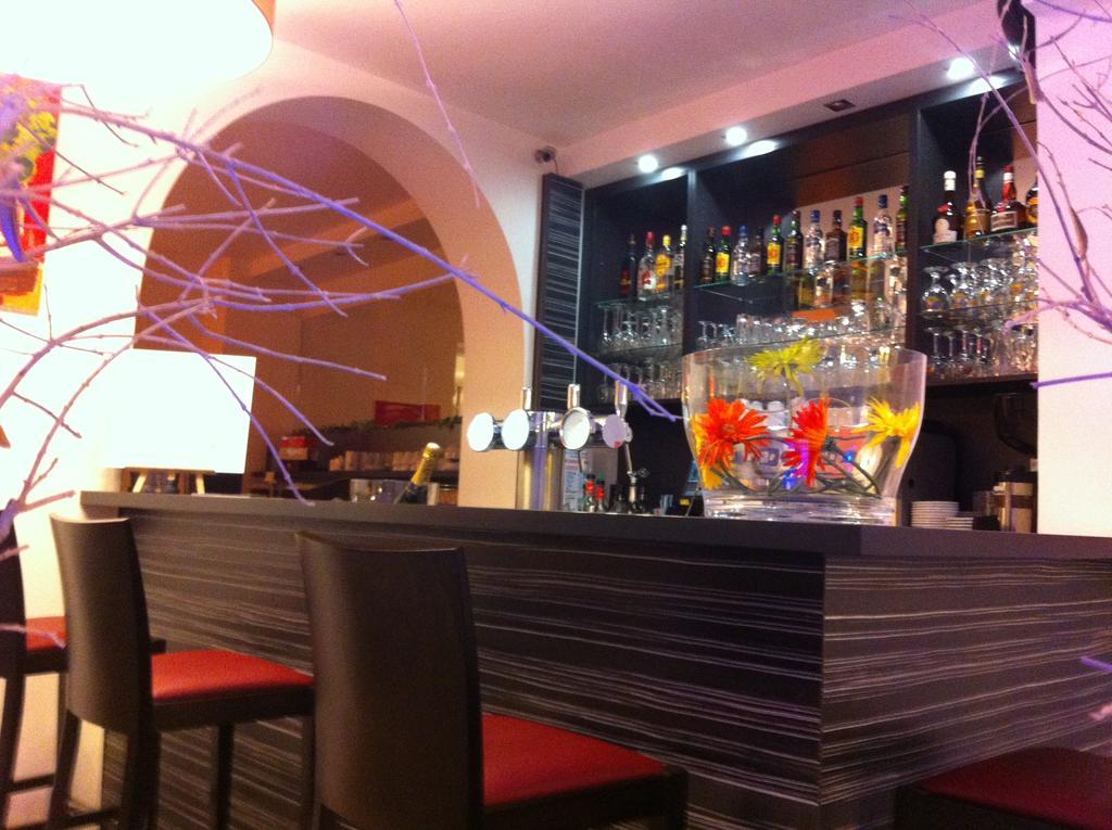 Albert Premier Hotel Bagnoles-de-l'Orne Екстериор снимка