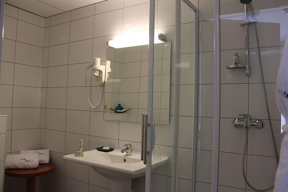 Albert Premier Hotel Bagnoles-de-l'Orne Екстериор снимка