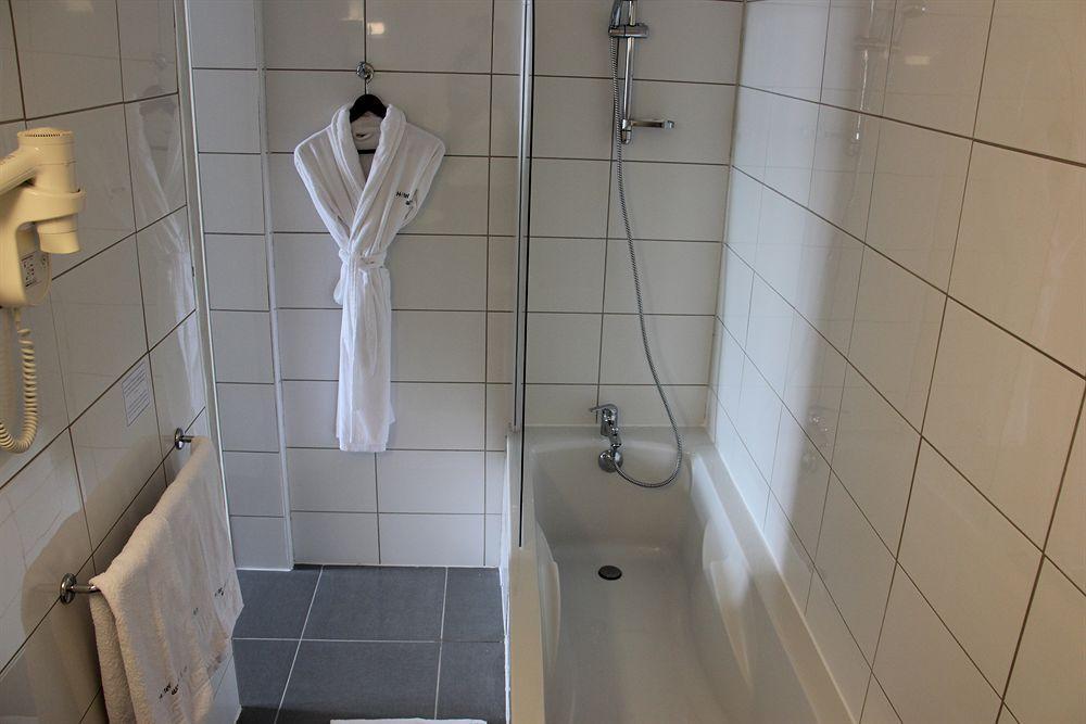Albert Premier Hotel Bagnoles-de-l'Orne Екстериор снимка
