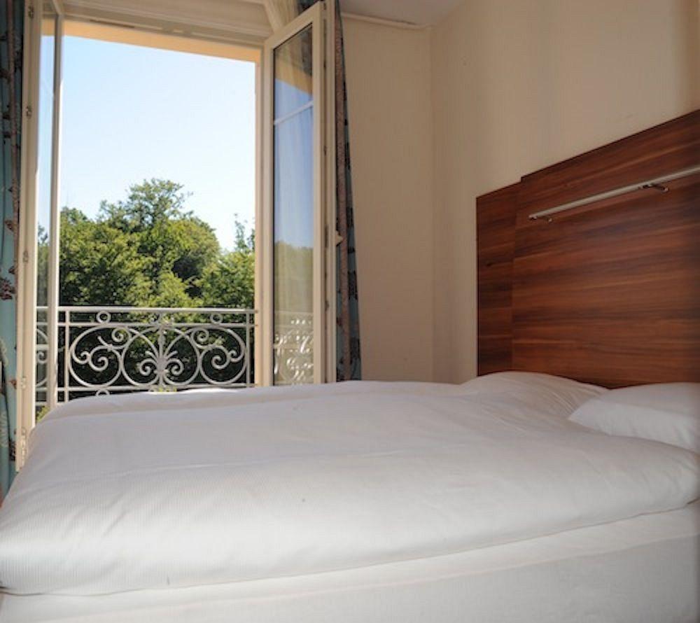 Albert Premier Hotel Bagnoles-de-l'Orne Екстериор снимка
